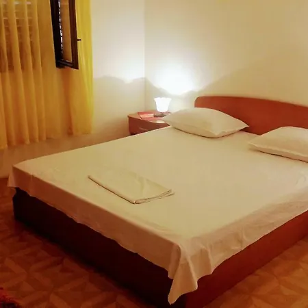 Apartment Sablic *